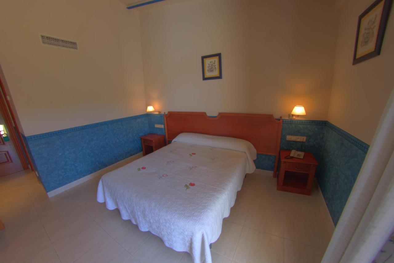 Hotel Avenida Beas de Segura Екстериор снимка