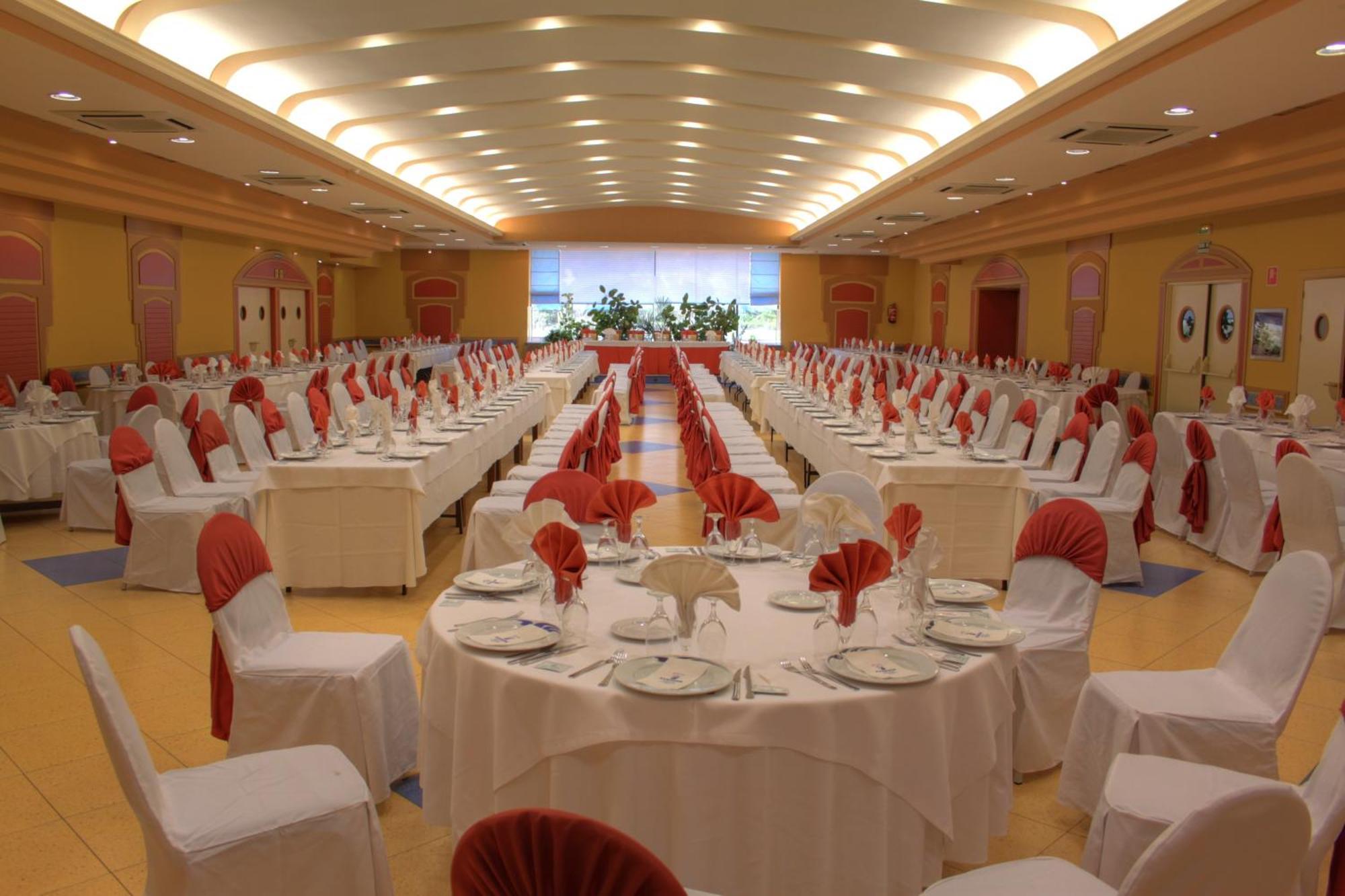 Hotel Avenida Beas de Segura Екстериор снимка